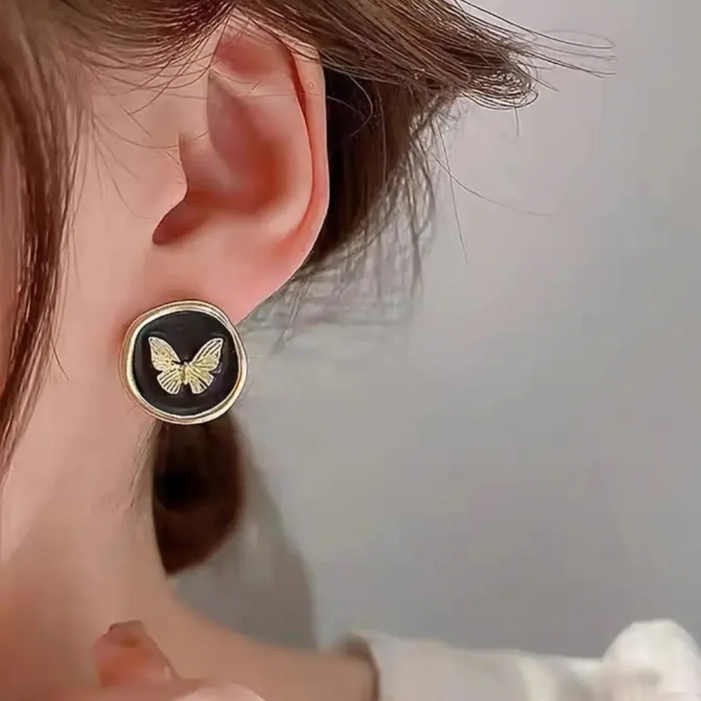 NWOT Black Butterfly Coin Post Earrings_2